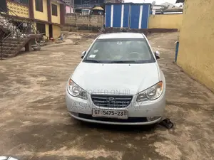Hyundai Elantra SE 2010 White