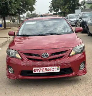 Toyota Corolla S 4dr Sedan (1.8L 4cyl 4A) 2013 Red