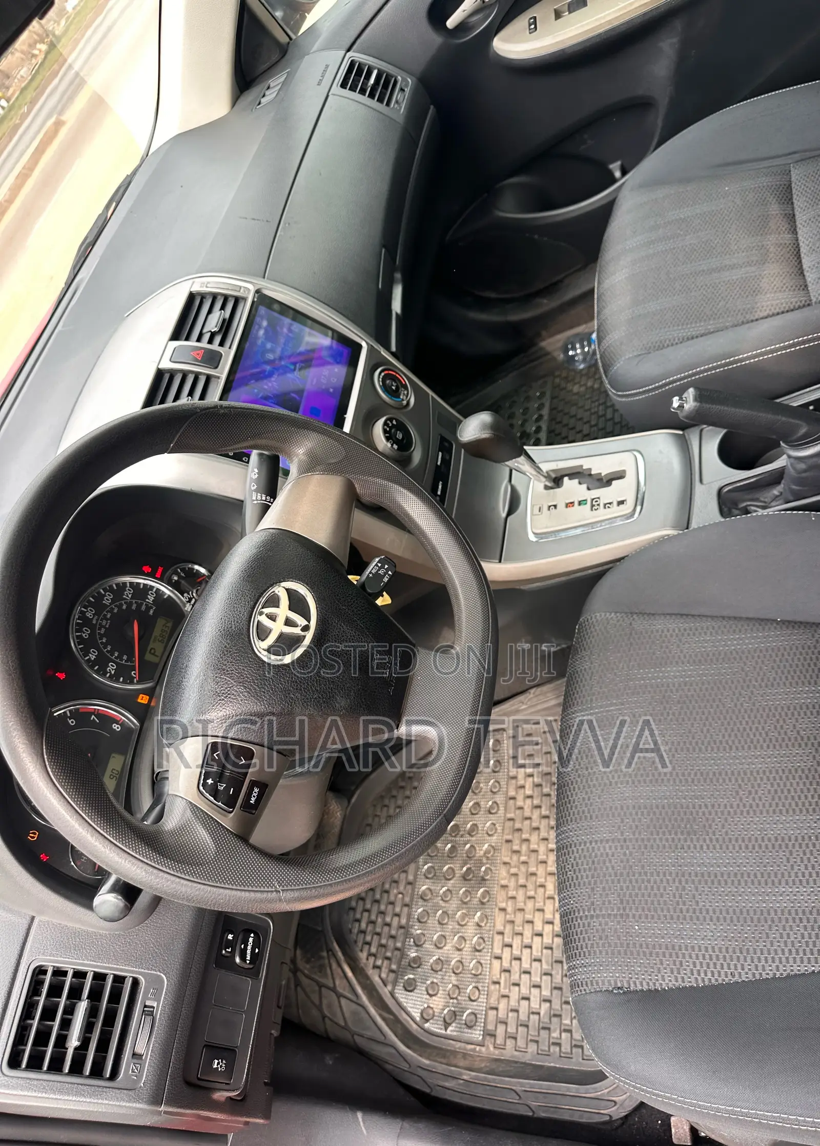 Toyota Corolla S 4dr Sedan (1.8L 4cyl 4A) 2013 Red