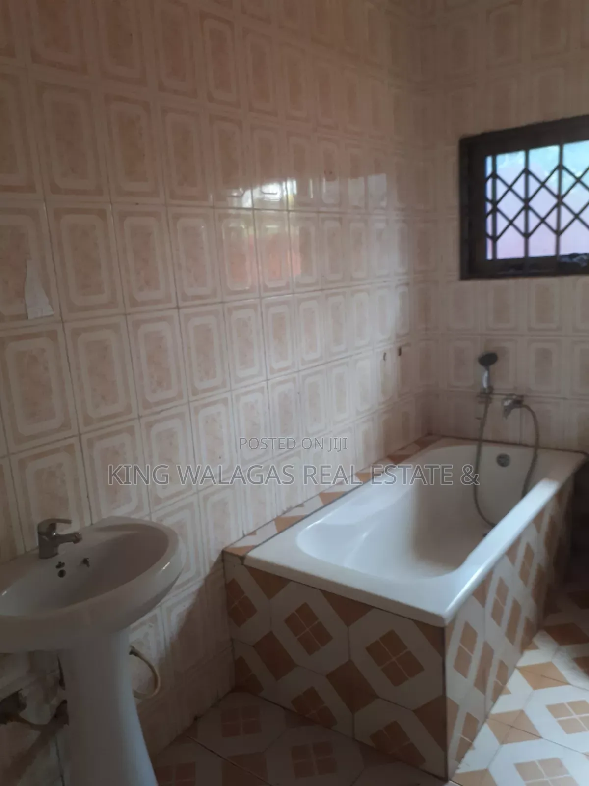 2bdrm Apartment in New Legon, Adenta for rent