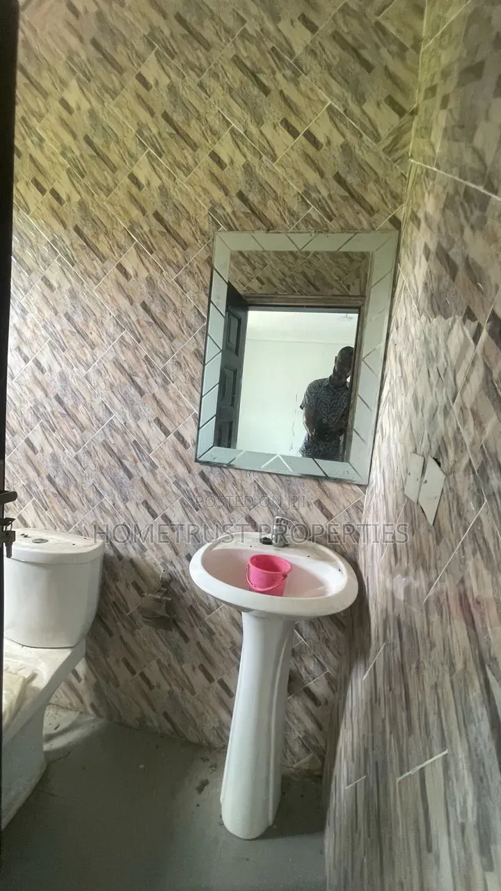 2bdrm Apartment in Ablekuma Ga Odumase, Pentecost for rent