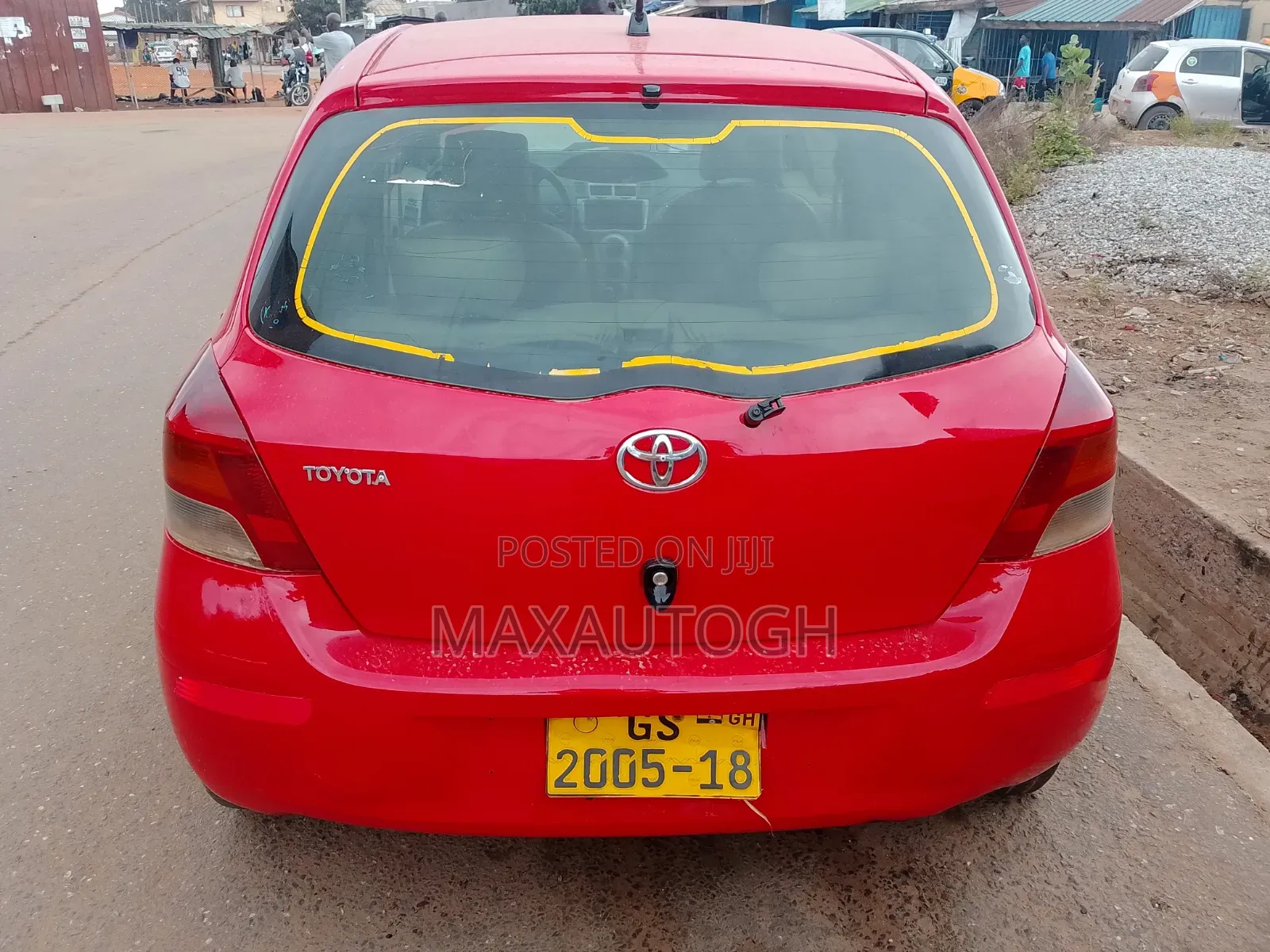 Toyota Vitz 2010 Red