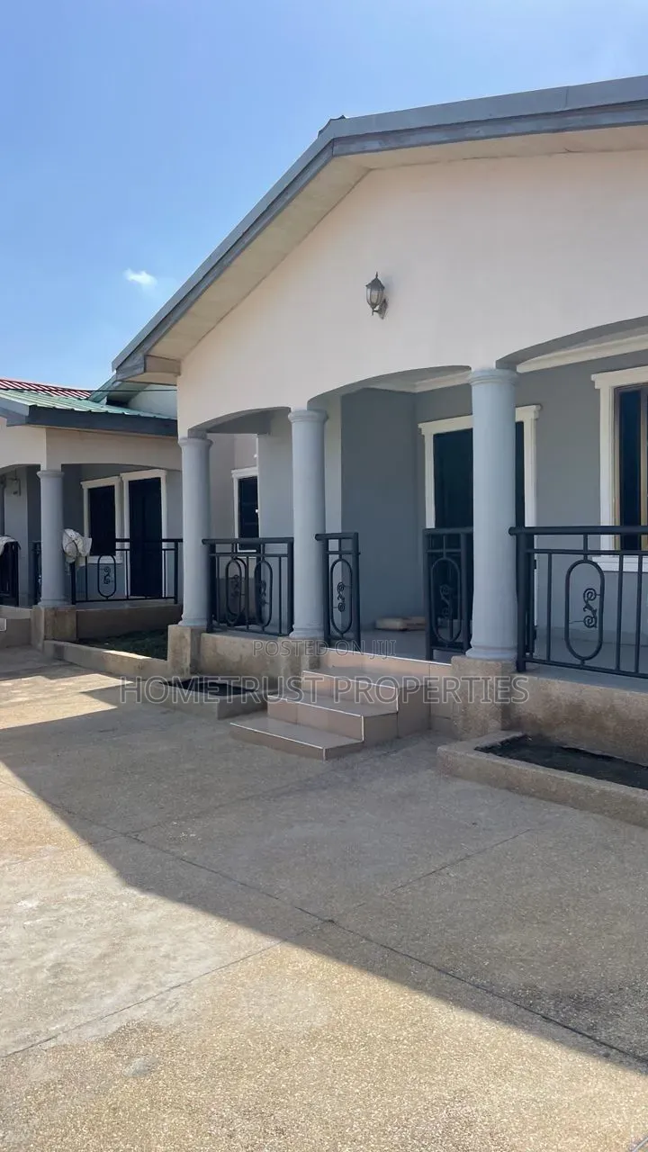 2bdrm Apartment in Ablekuma Ga Odumase, Pentecost for rent