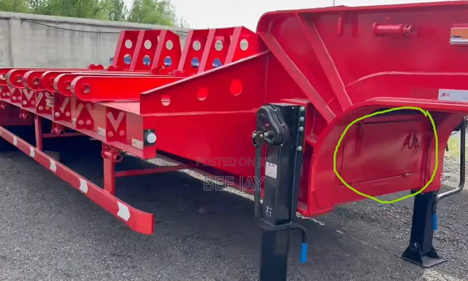 Trailer Head and Low Bed