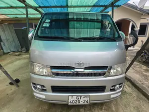 Toyota HiAce 2008 Silver