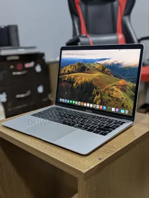 Laptop Apple MacBook Air 2018 8GB Intel Core i5 SSD 256GB