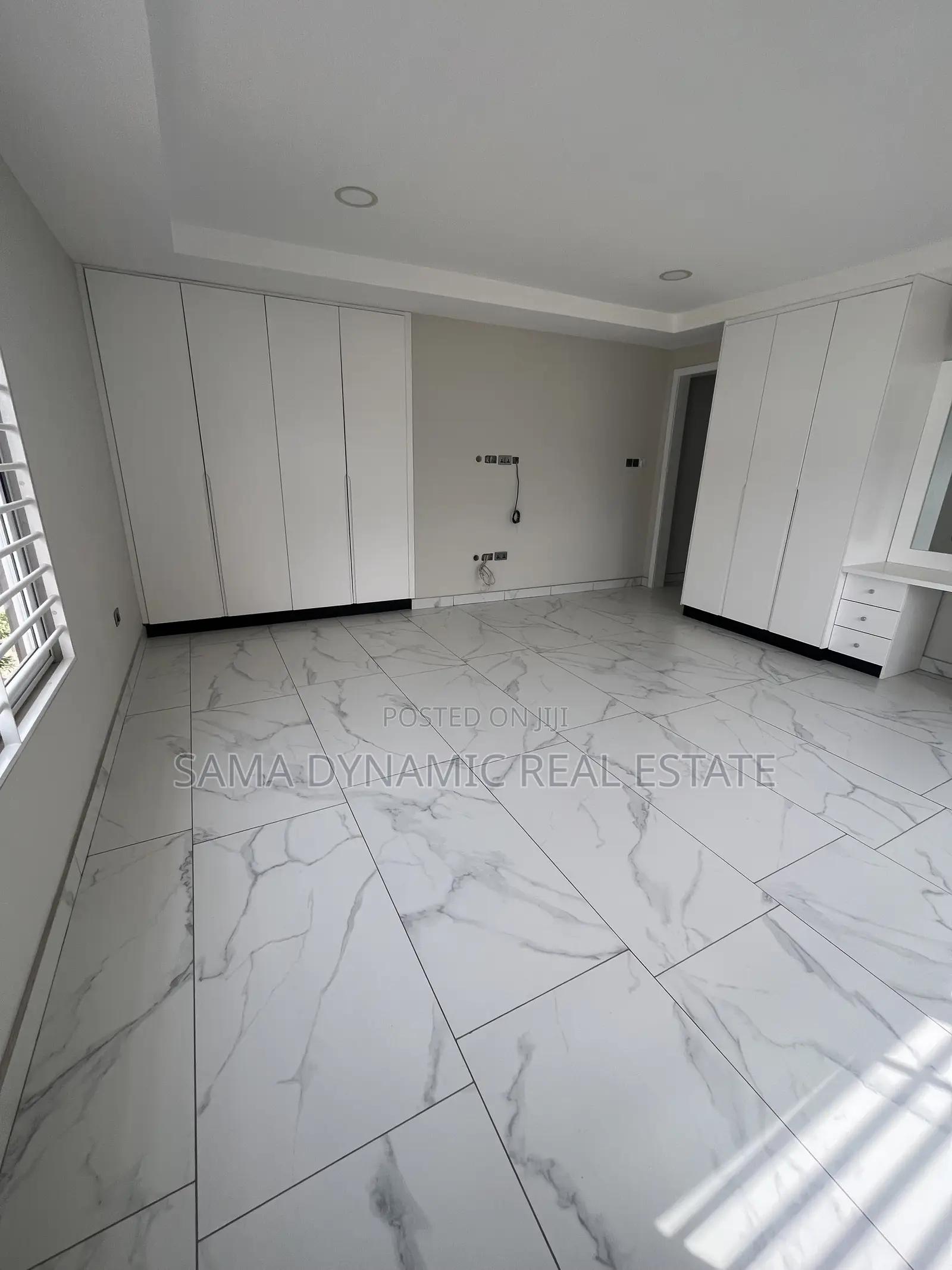 4bdrm House in Roundabout, Tseaddo for sale