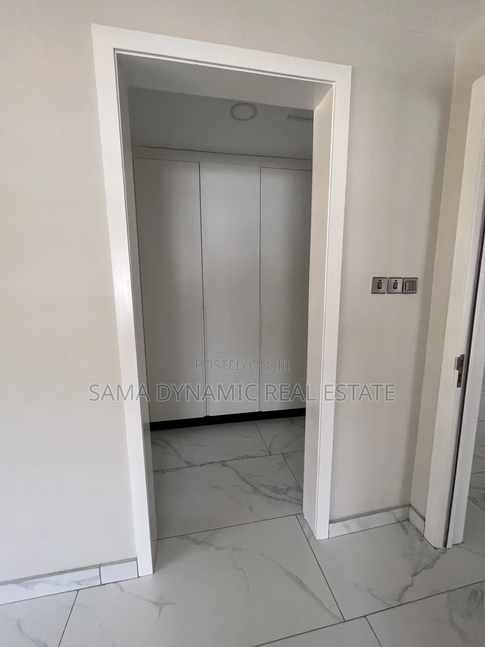 4bdrm House in Roundabout, Tseaddo for sale