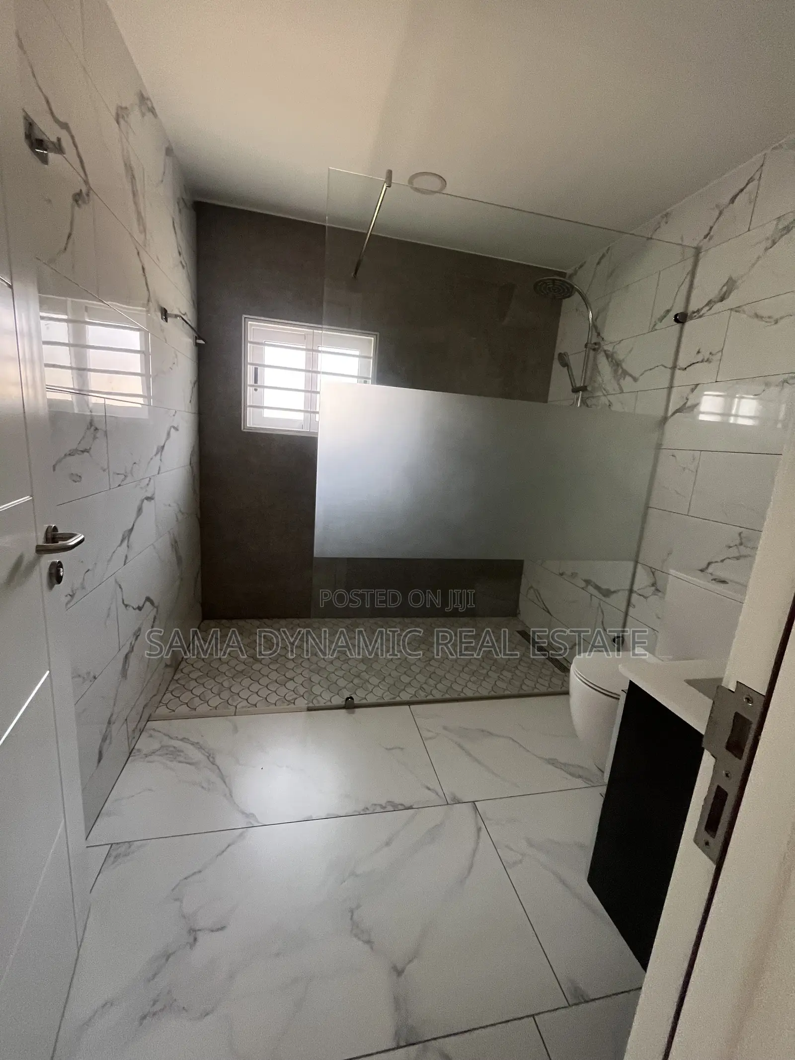 4bdrm House in Roundabout, Tseaddo for sale