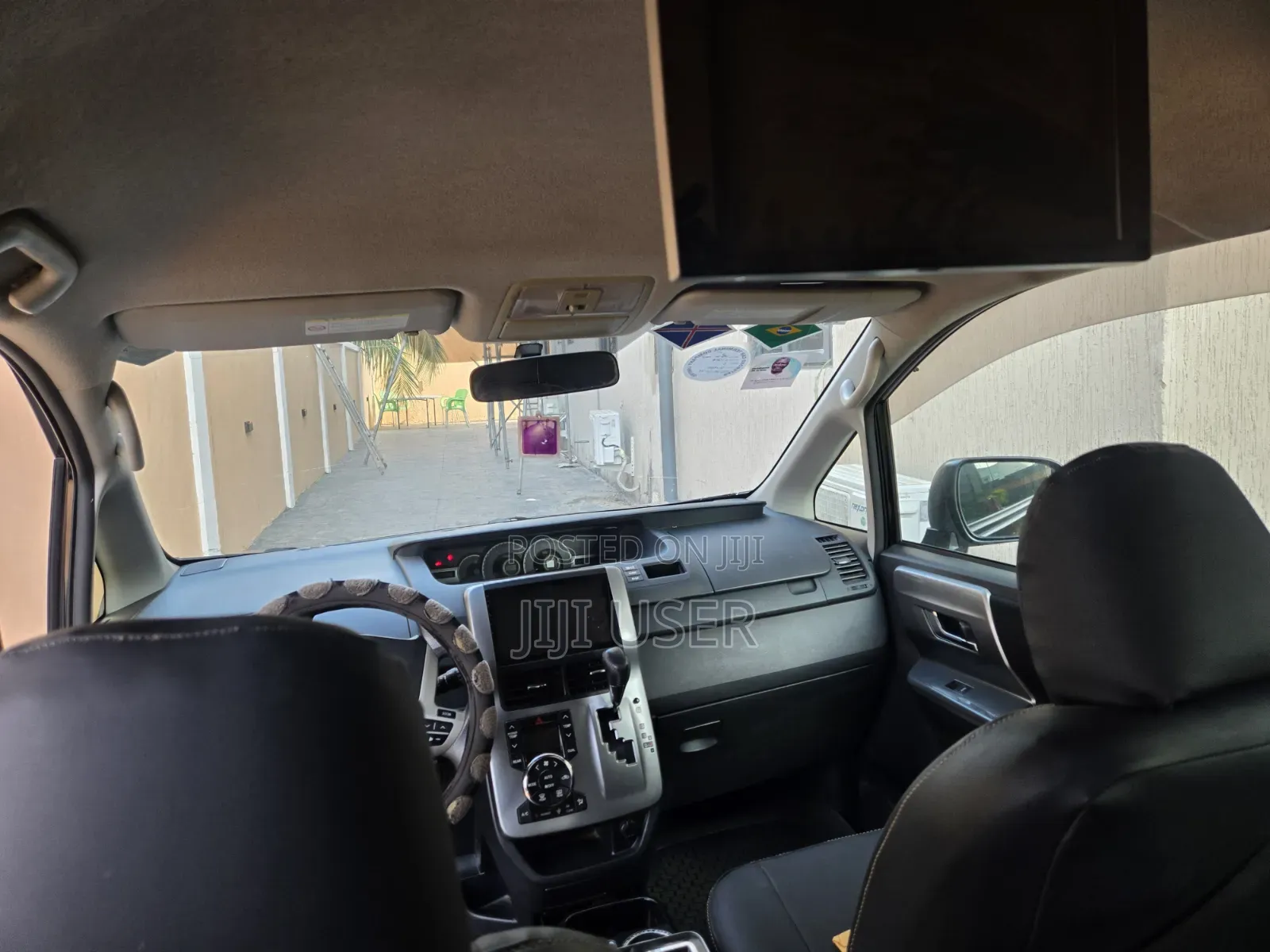 Toyota Voxy 2012 Black