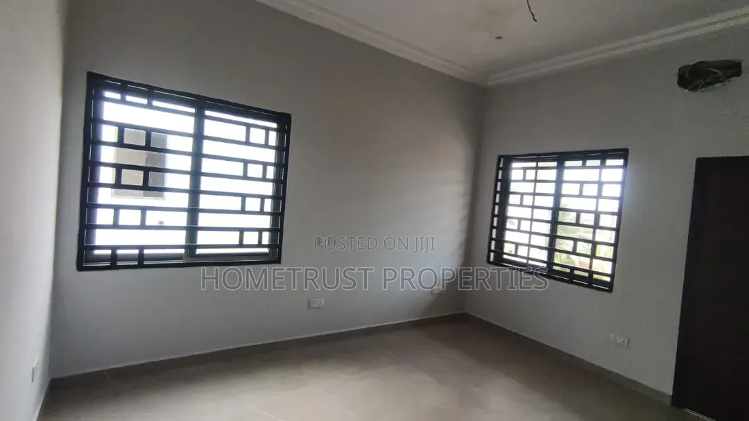 3bdrm Duplex in Ga Odumase, Pentecost for sale