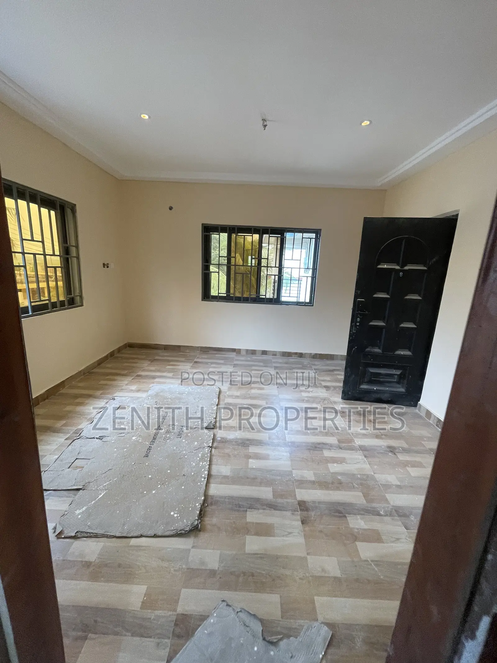 3bdrm Apartment in Zenith Realty, Old Barrier for rent