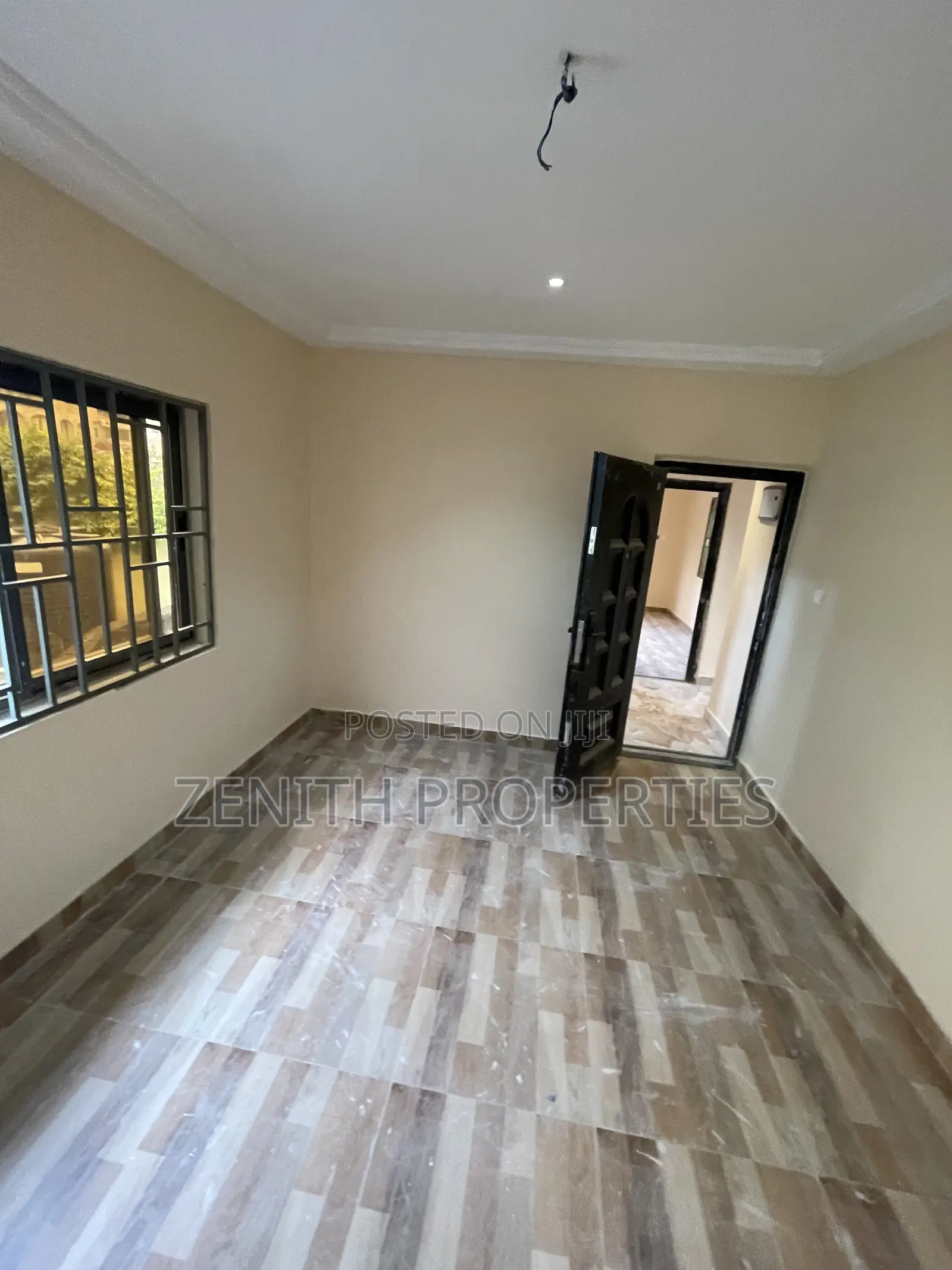 3bdrm Apartment in Zenith Realty, Old Barrier for rent