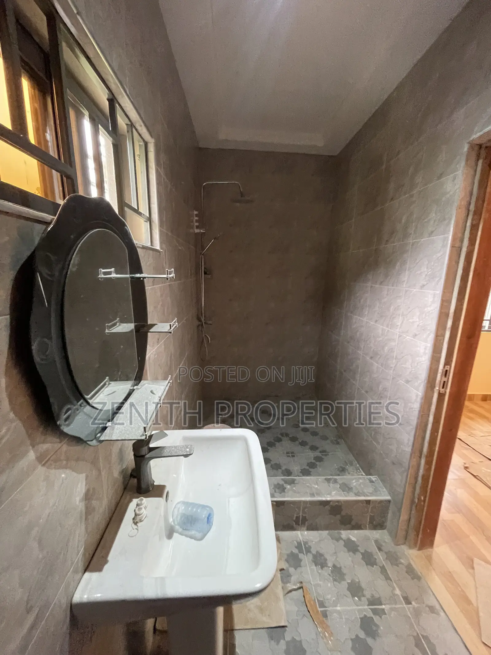3bdrm Apartment in Zenith Realty, Old Barrier for rent