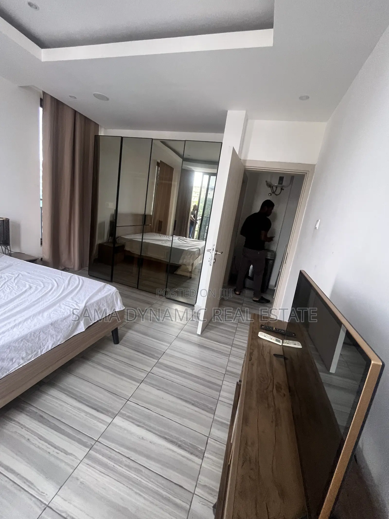 Furnished 2bdrm Apartment in Oxford Street, Osu for sale