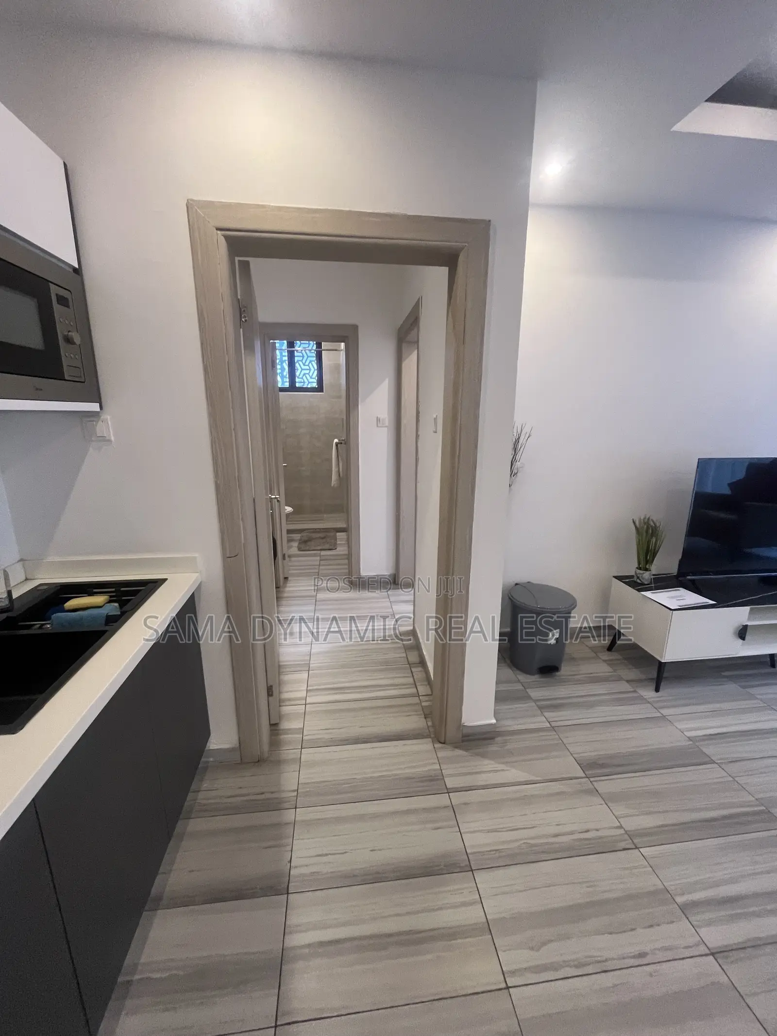 Furnished 2bdrm Apartment in Oxford Street, Osu for sale