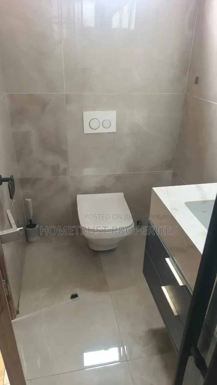 4bdrm Duplex in Tseaddo Burma Hills for sale