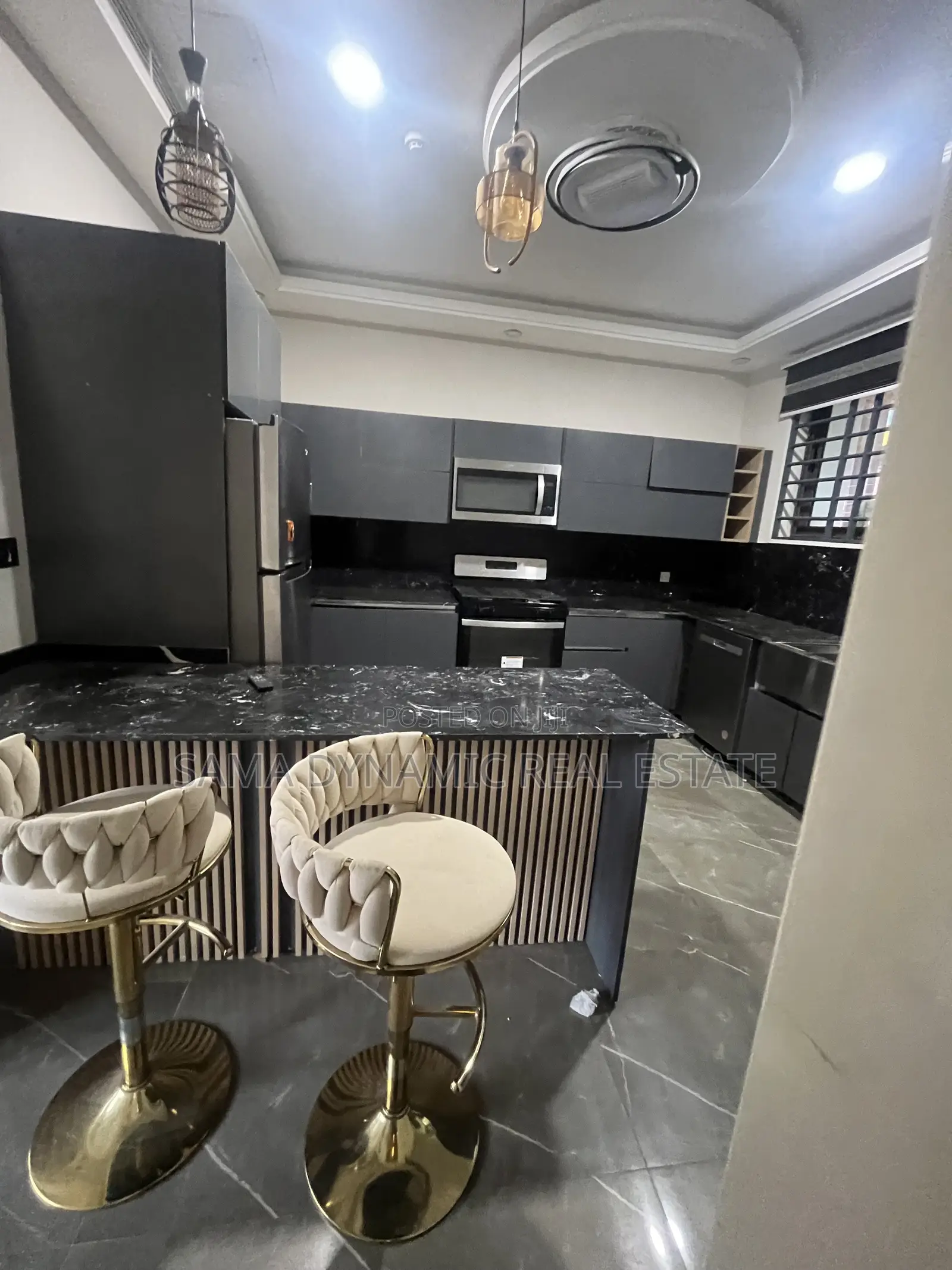 Furnished 5bdrm House in East Airport, Tseaddo for rent