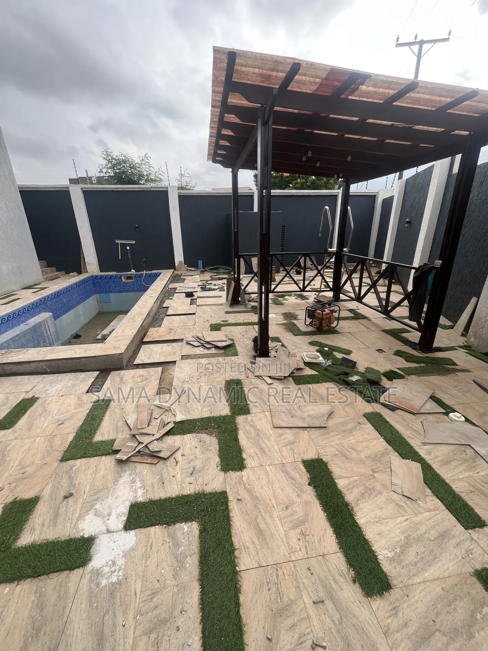 Furnished 5bdrm House in East Airport, Tseaddo for rent
