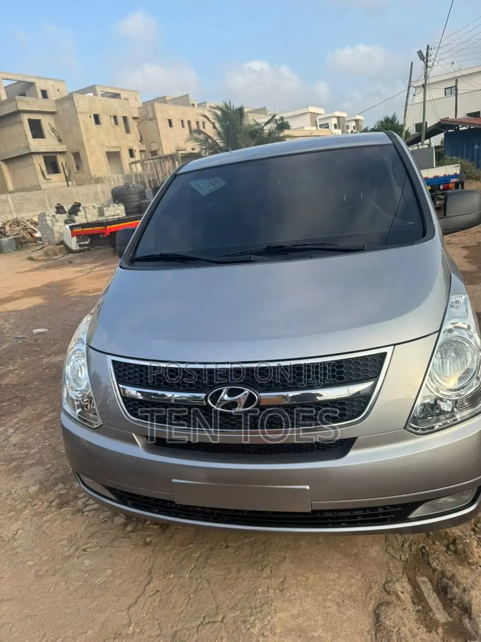Hyundai Starex 2015 Grey