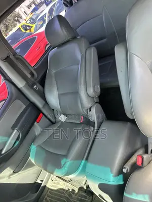 Hyundai Starex 2015 Grey