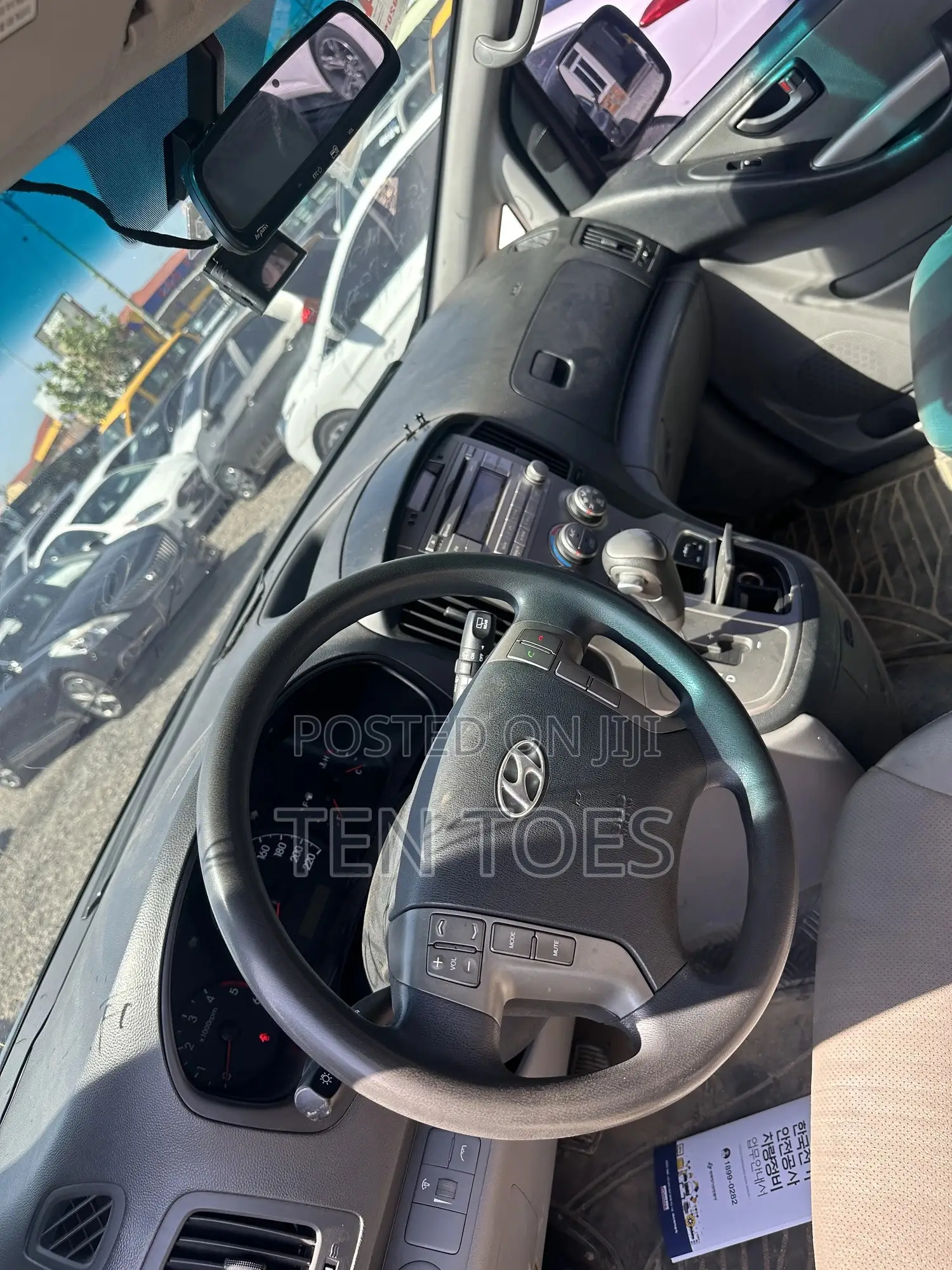Hyundai Starex 2015 Grey