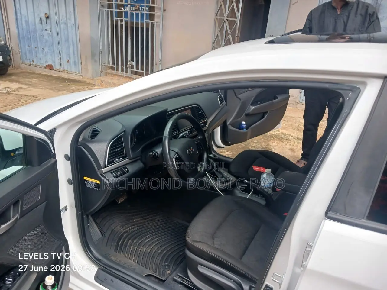 Hyundai Elantra 2017 White