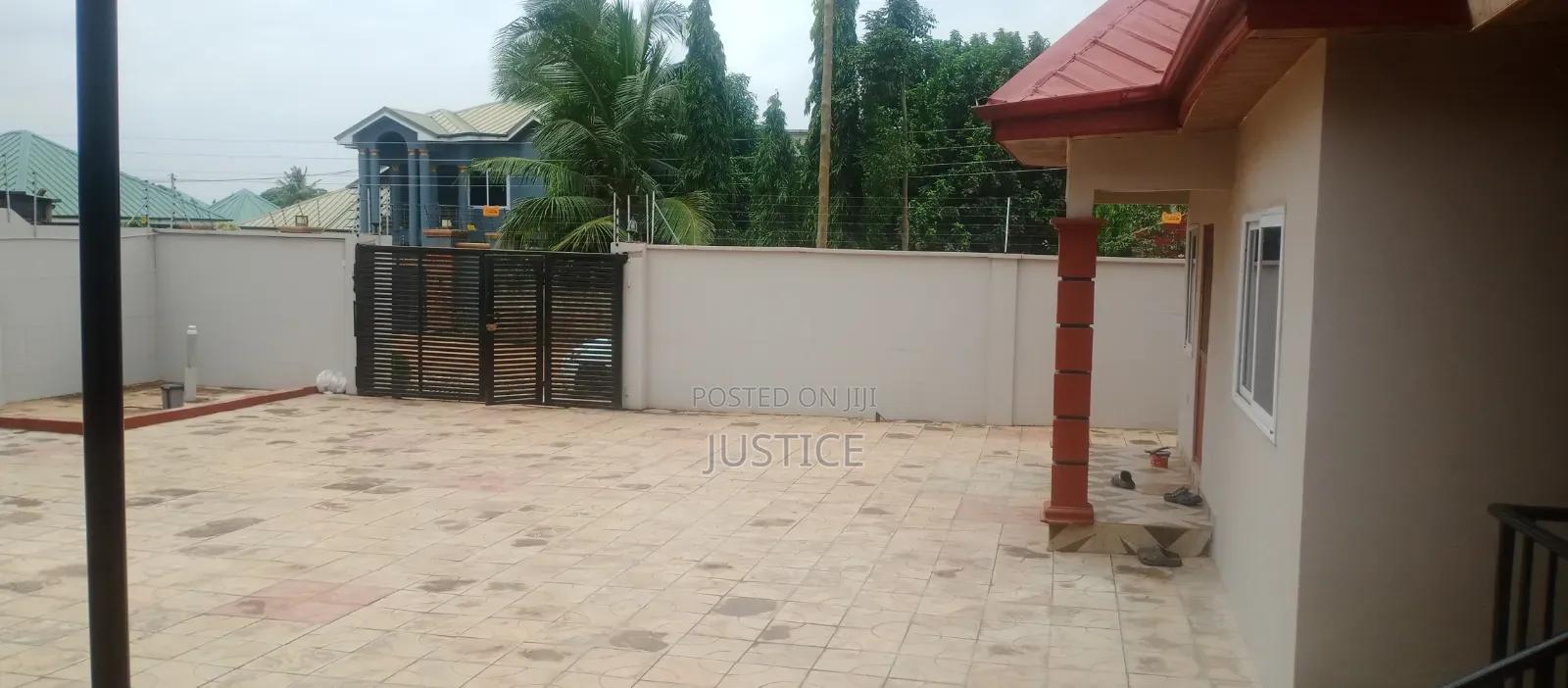 4bdrm House in Ayi Mensah, Oyarifa Mall Area for rent