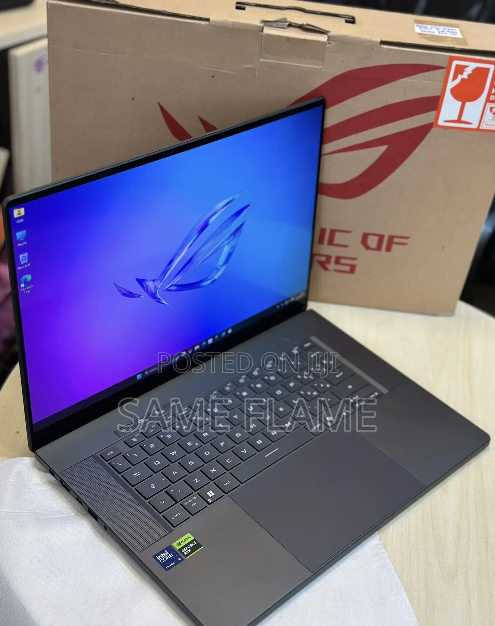 New Laptop Asus ROG Zephyrus G16 32GB Intel Core Ultra 9 SSD 1T