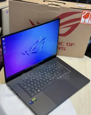 New Laptop Asus ROG Zephyrus G16 32GB Intel Core Ultra 9 SSD 1T