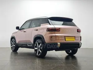 Geely Coolray 1.5 FWD 2023 Pink
