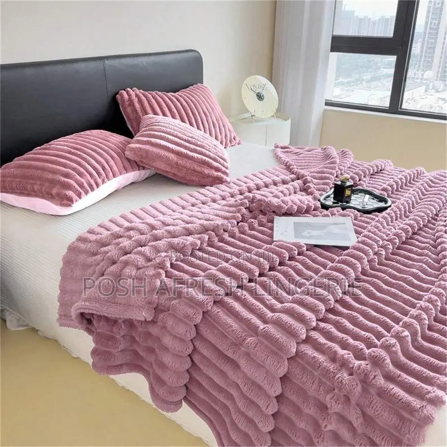 Bubble Blankets Fleece