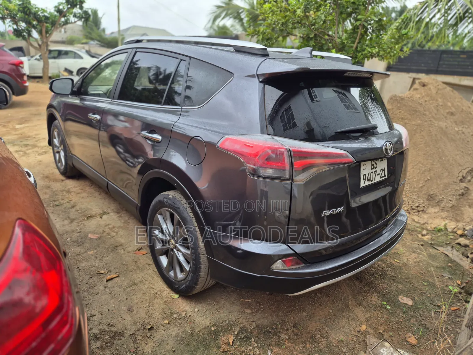 Toyota RAV4 Limited 4dr SUV (2.5L 4cyl 6A) 2018 Black