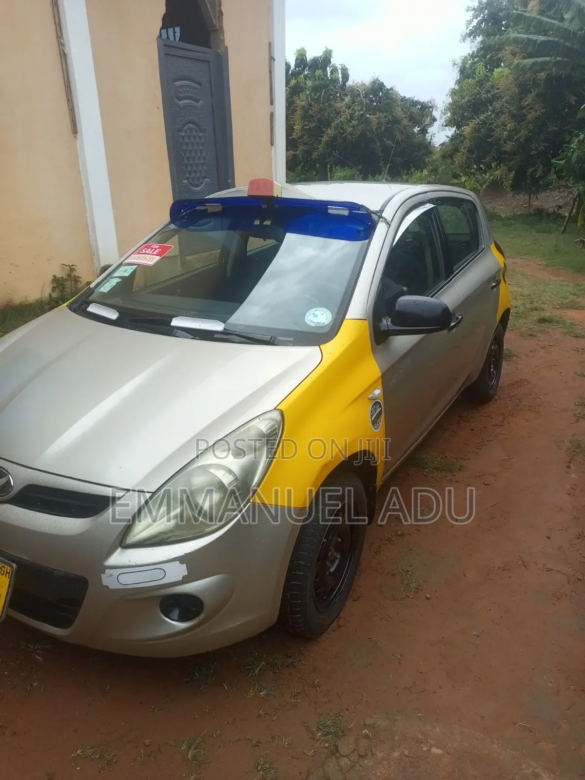 Hyundai i20 2022 Brown