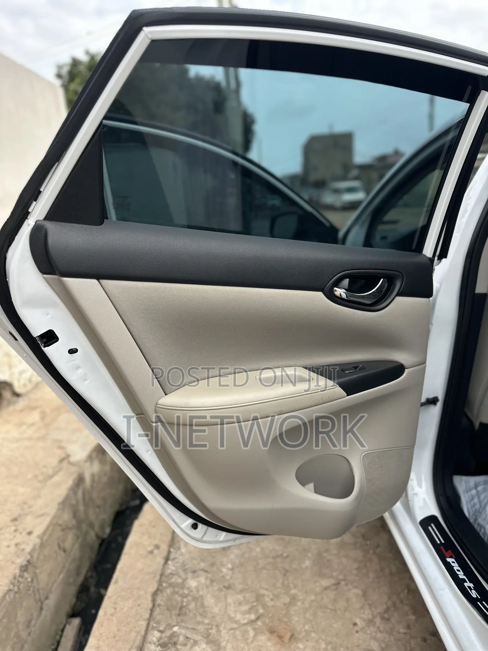 Nissan Sentra 2017 White