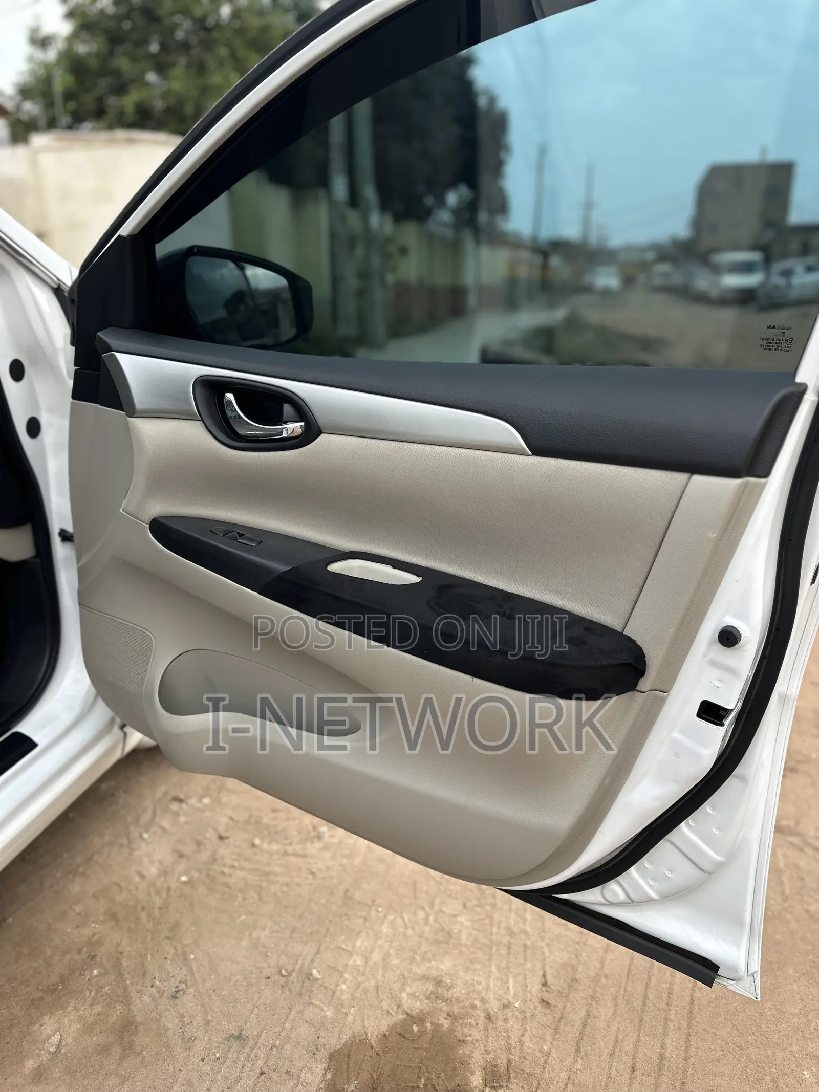 Nissan Sentra 2017 White
