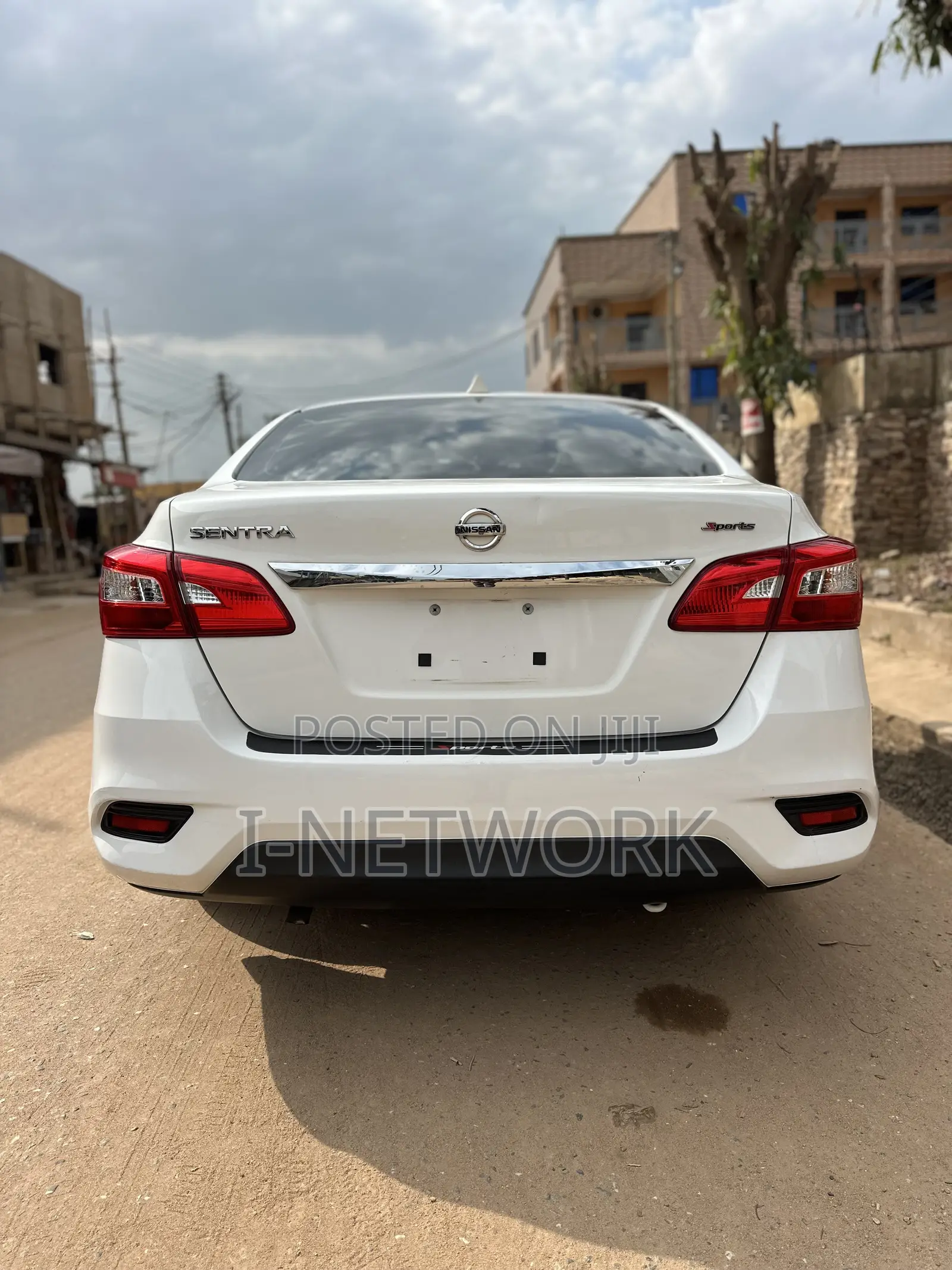Nissan Sentra 2017 White