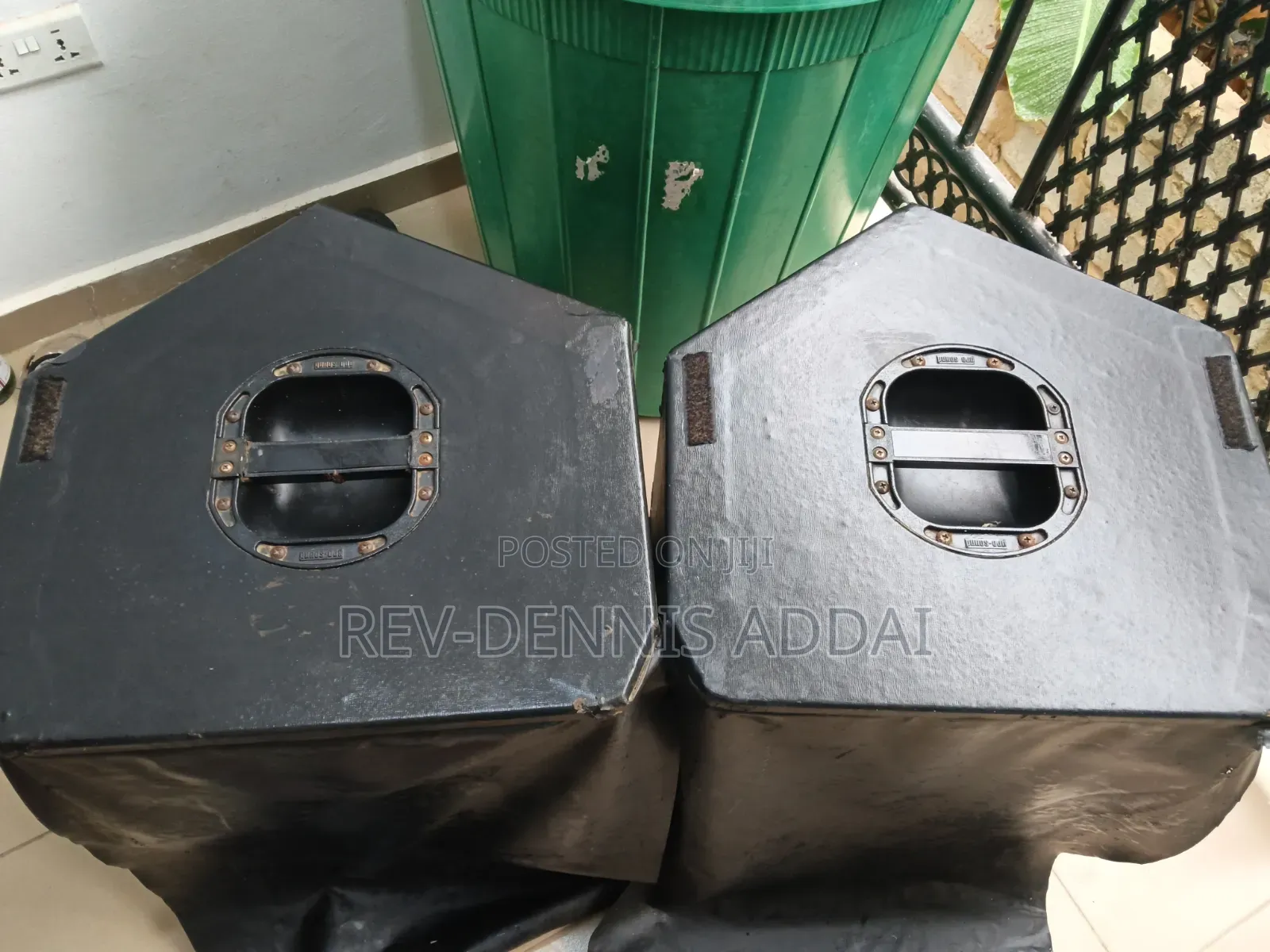 Pair of 15 Inches Active Speakers