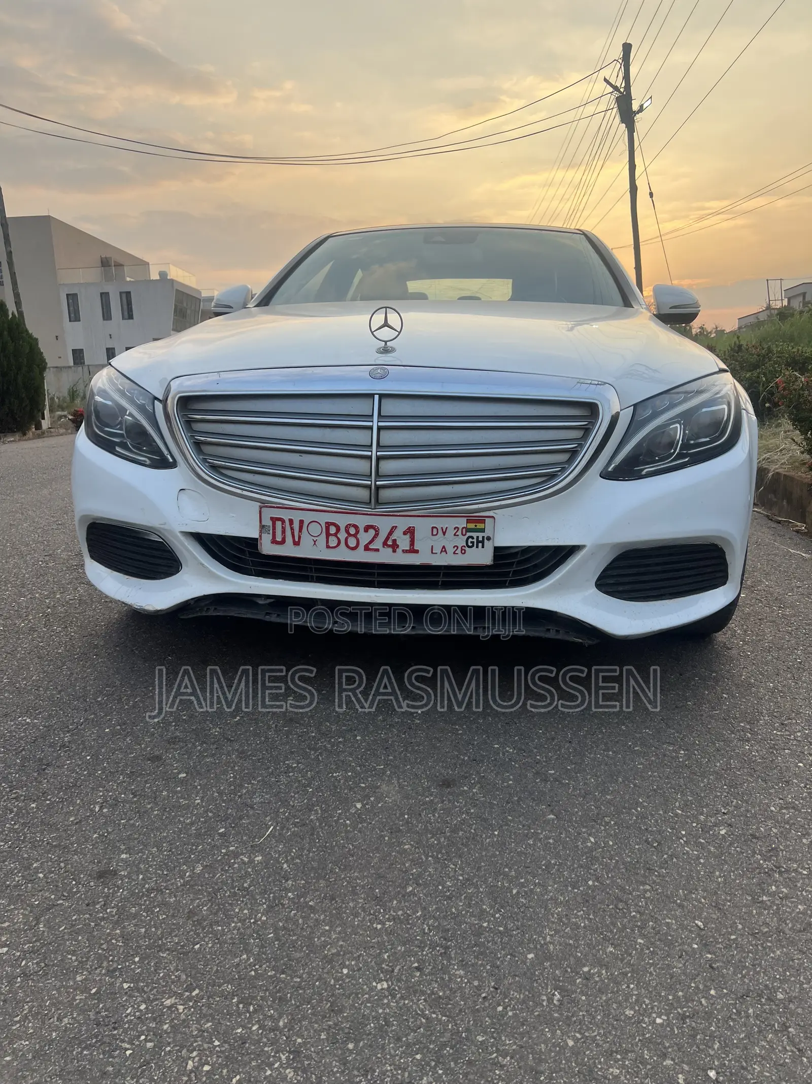 Mercedes-Benz C300 Luxury Sedan RWD (2.0L 4cyl 7A) 2016 White