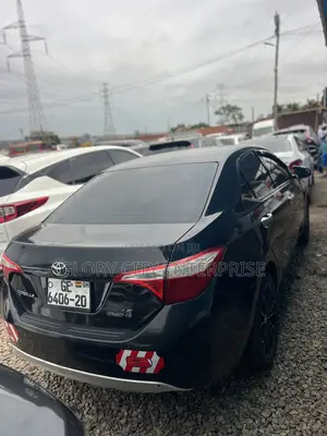 Toyota Corolla LE Eco 4dr Sedan (1.8L 4cyl CVT) 2015 Black