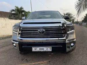 Toyota Tundra 2015 Silver