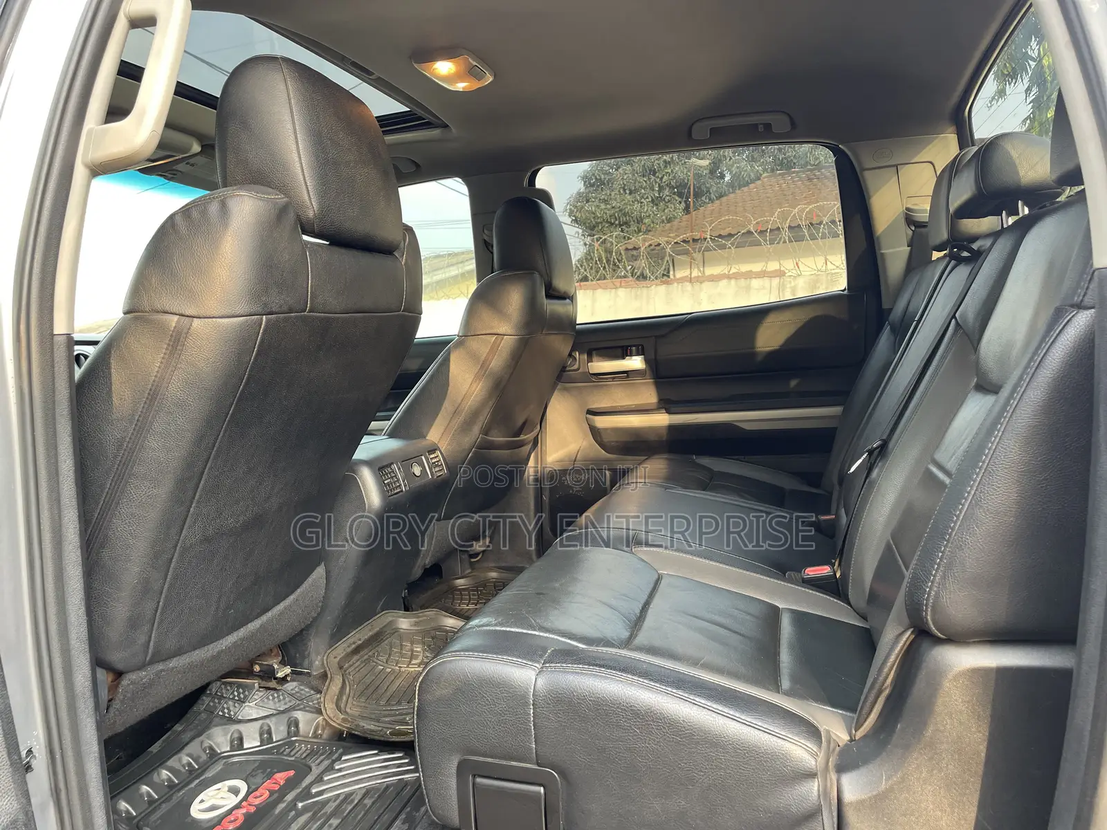 Toyota Tundra 2015 Silver