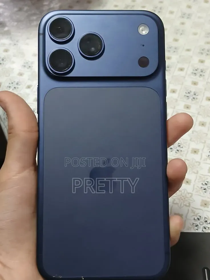 New Apple iPhone 17 Pro Max 256 GB Black