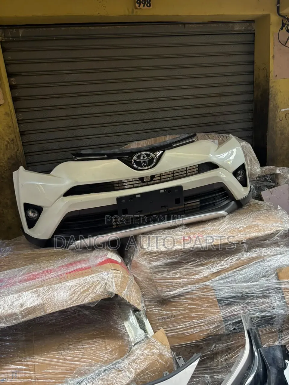 Toyota Rav4 2016-2018 Front Bumper Complete
