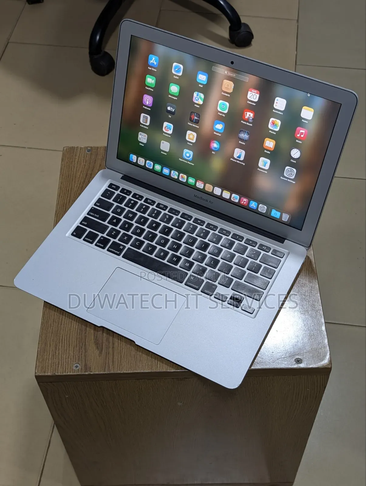 Laptop Apple MacBook Air 2017 8GB Intel Core i5 SSD 256GB