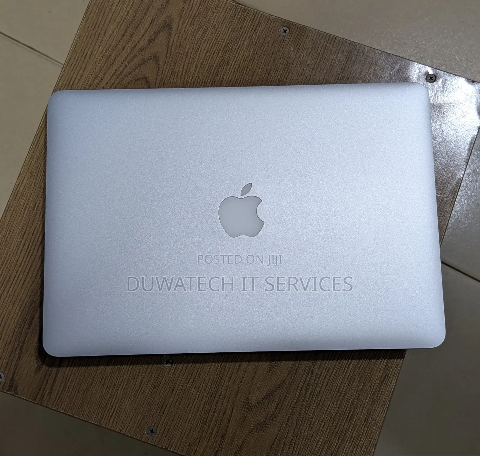 Laptop Apple MacBook Air 2017 8GB Intel Core i5 SSD 256GB