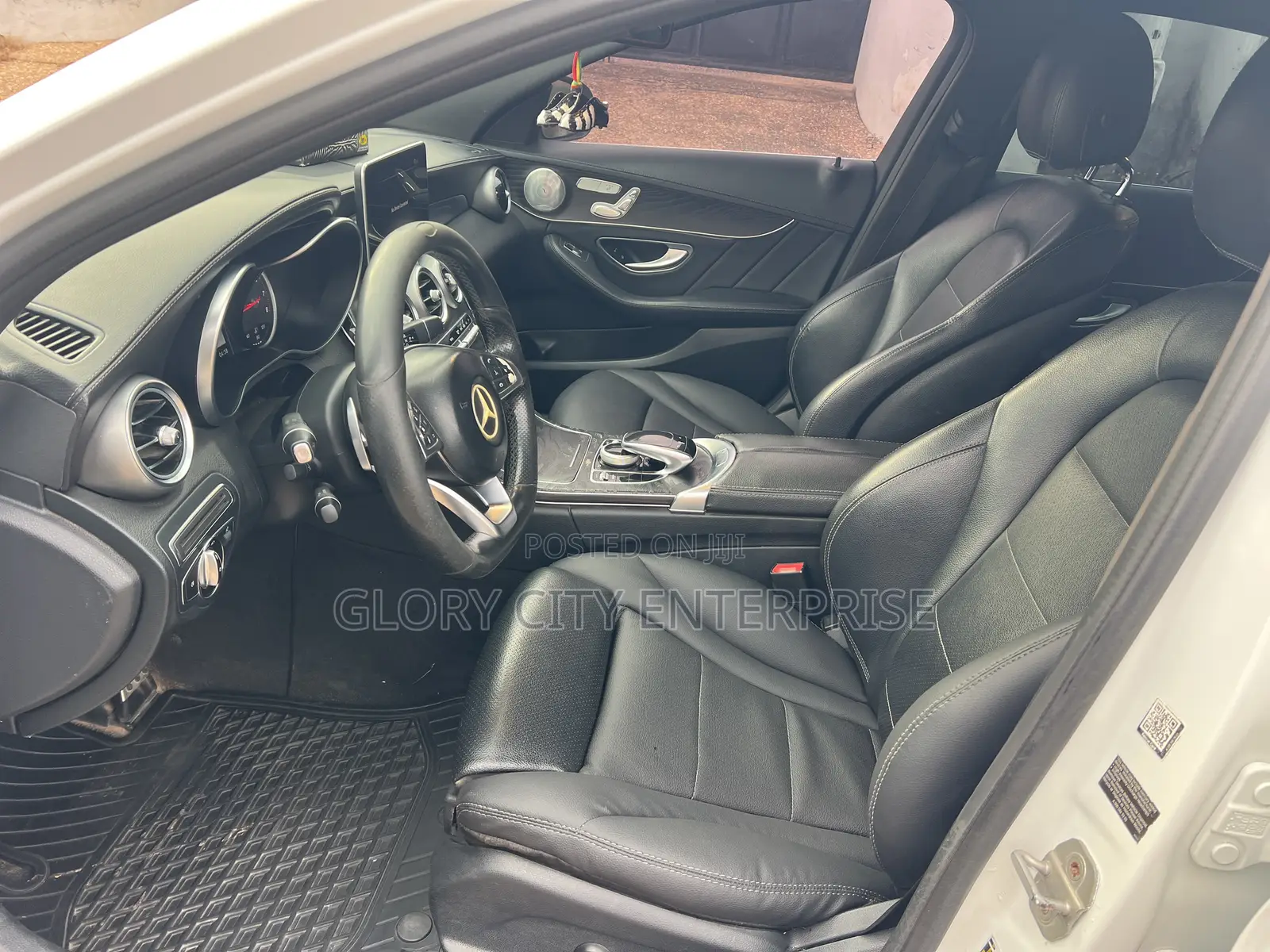 Mercedes-Benz C300 2016 White