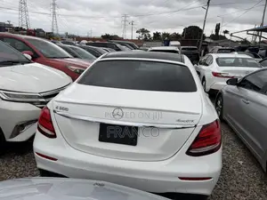 Mercedes-Benz E300 2019 White