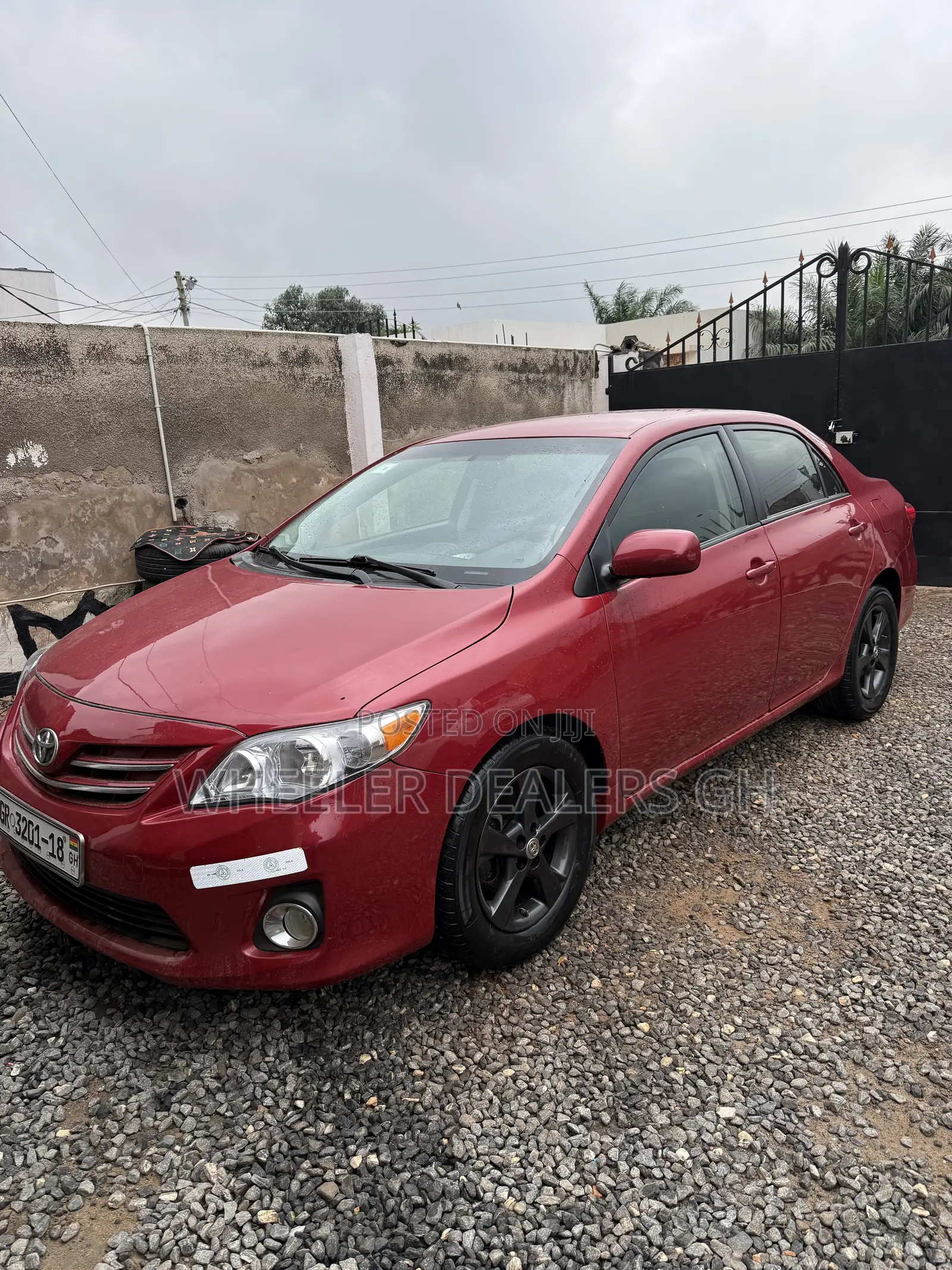 Toyota Corolla LE 4dr Sedan (1.8L 4cyl 4A) 2013 Red