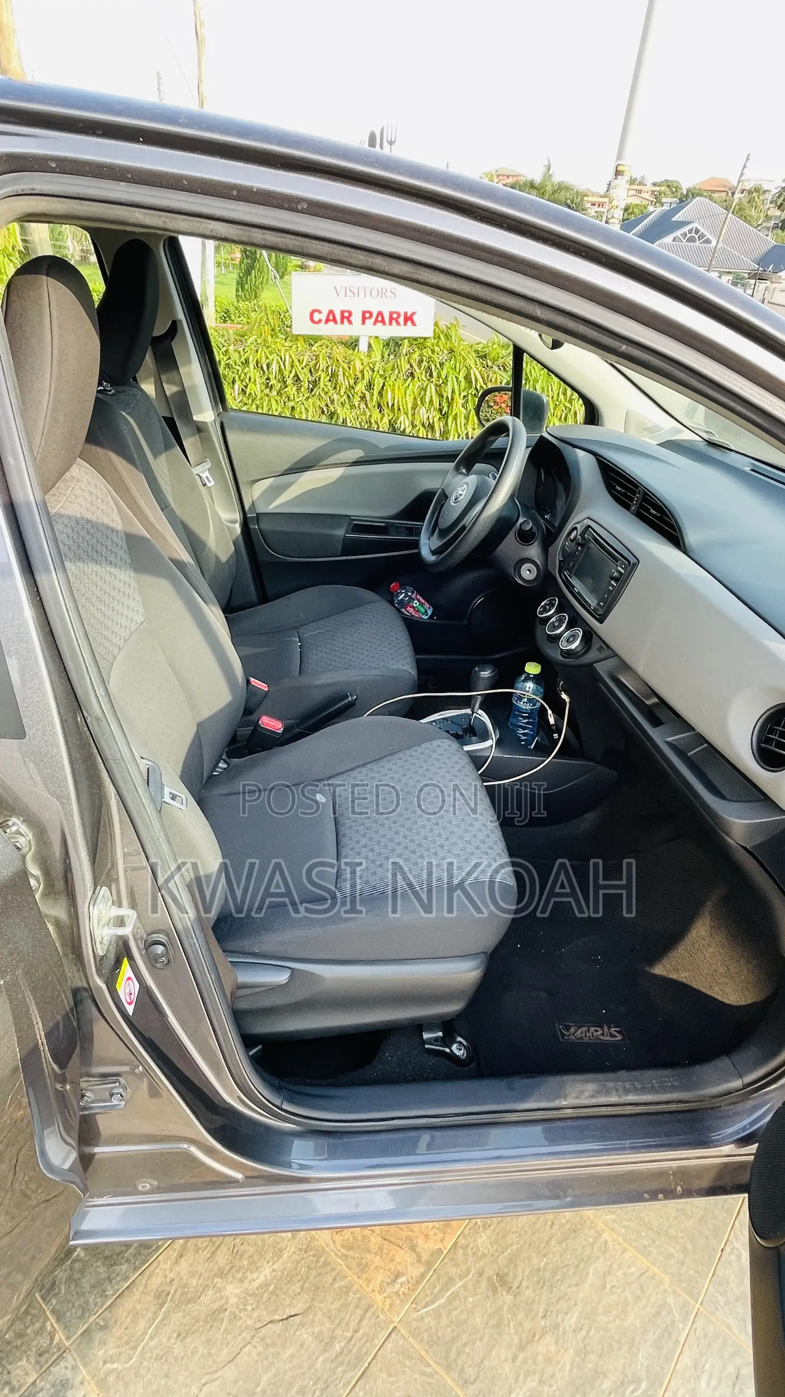Toyota Yaris L Hatchback 5dr 2016 Gray